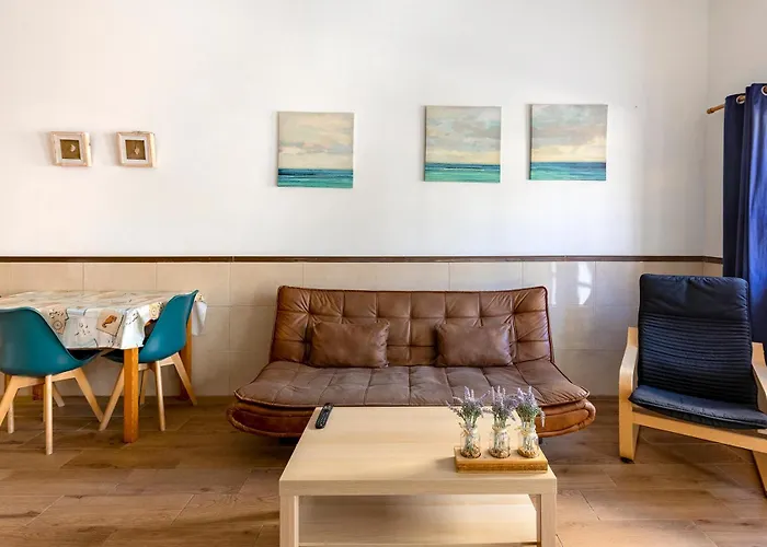 Salinetas Blue Surf House
